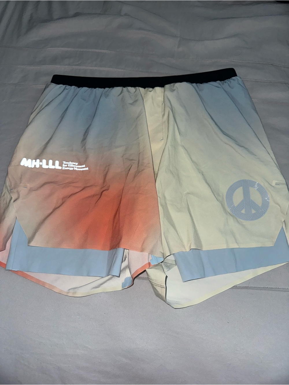 Lululemon x Madhappy men’s shorts 5” lined size Large